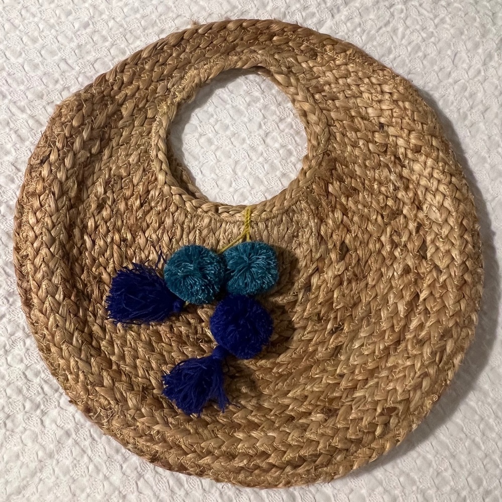 Round Raffia Handbag with Blue/Green Tassels